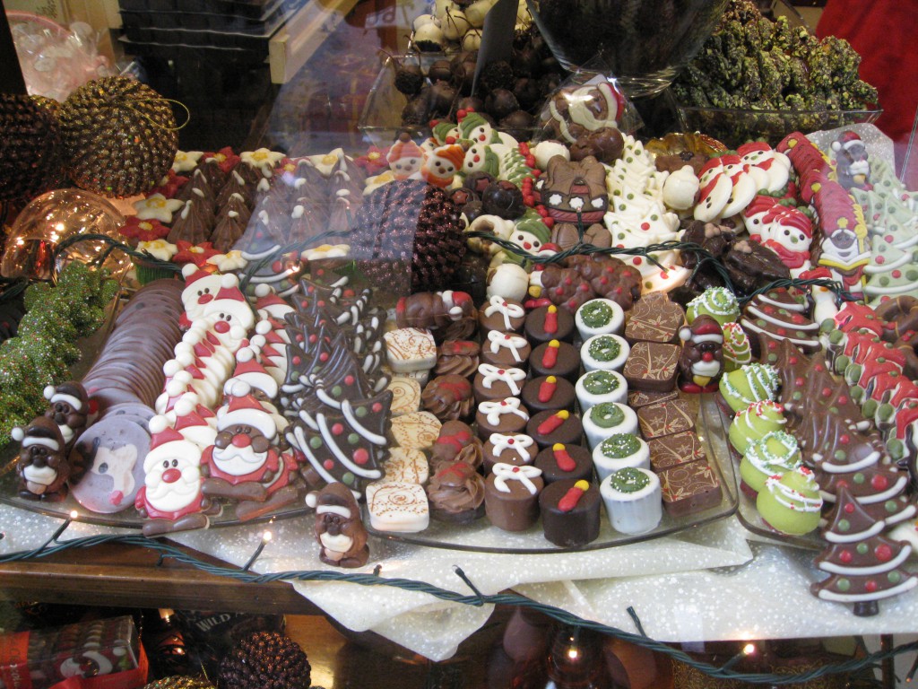 Christmas chocolates in Athens (© Denise M Taylor 2009)
